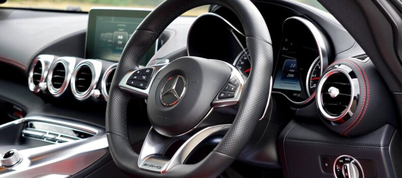 Power Steering Pump: The Heart of Your Car's Steering System!