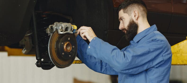 The Connection Between Brake System Health and Fleet Driver Safety