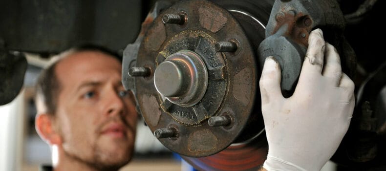 The Pros and Cons of Ceramic Brake Pads for Fleet Vehicles: Are They Worth the Investment?