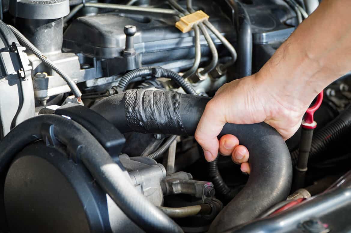 Radiator Hose Replacement Cost and Guide - Uchanics: Auto Repair