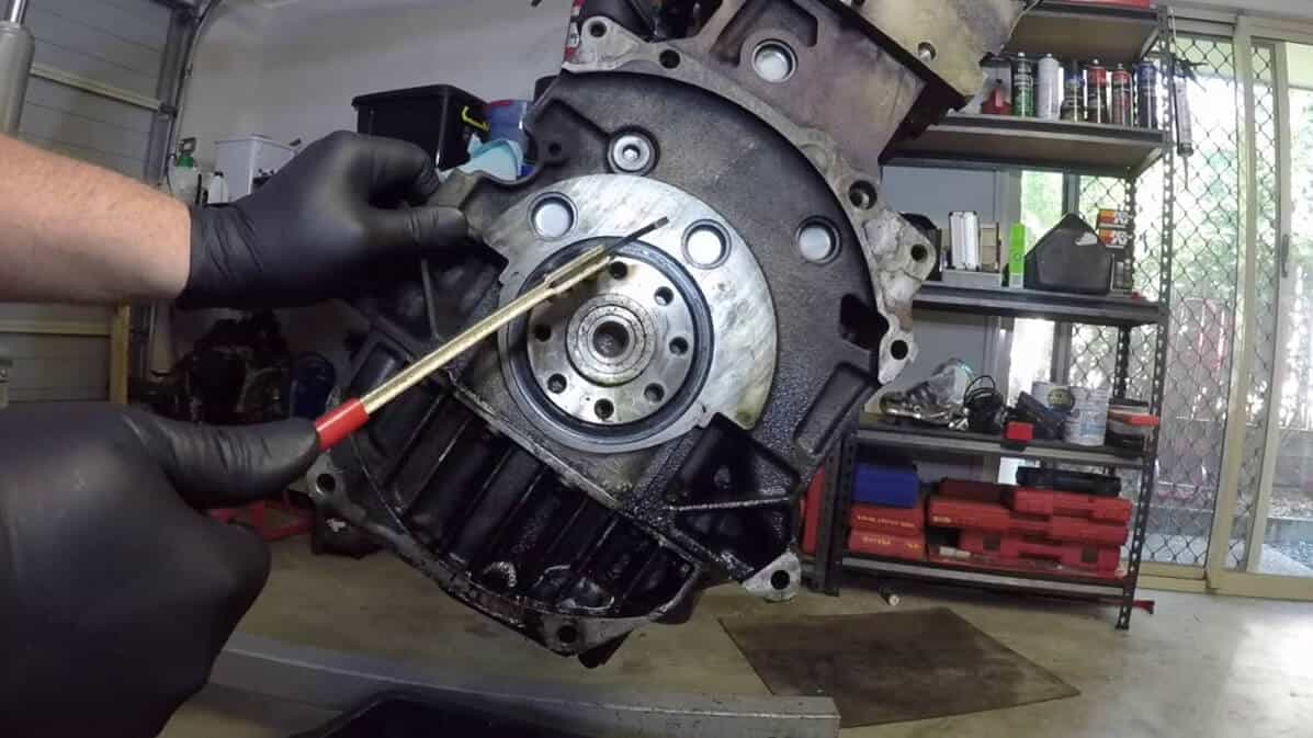 Rear Main Seal Replacement Cost and Guide - Uchanics: Auto Repair