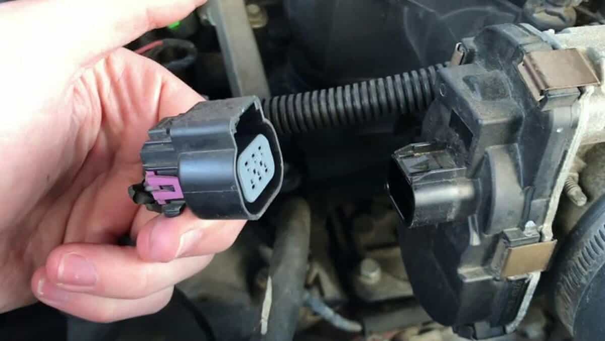 Throttle Position Sensor Servicing Cost and Guide - Uchanics: Auto