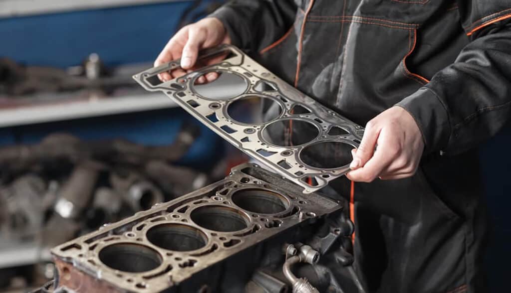 Valve cover clearance gasket set