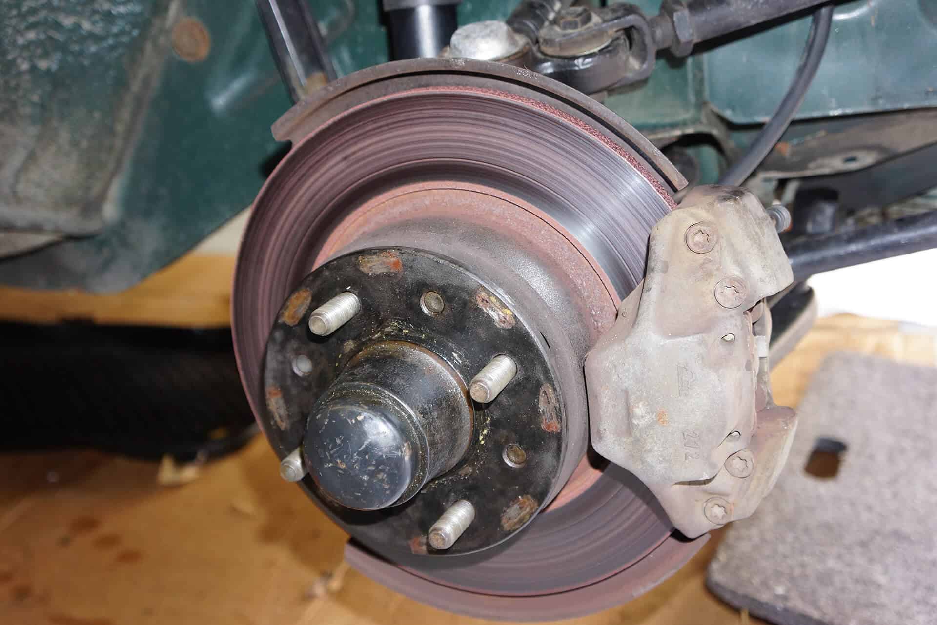Complete Guide to Seized/Sticking Brake Calipers: How to tell and what to do