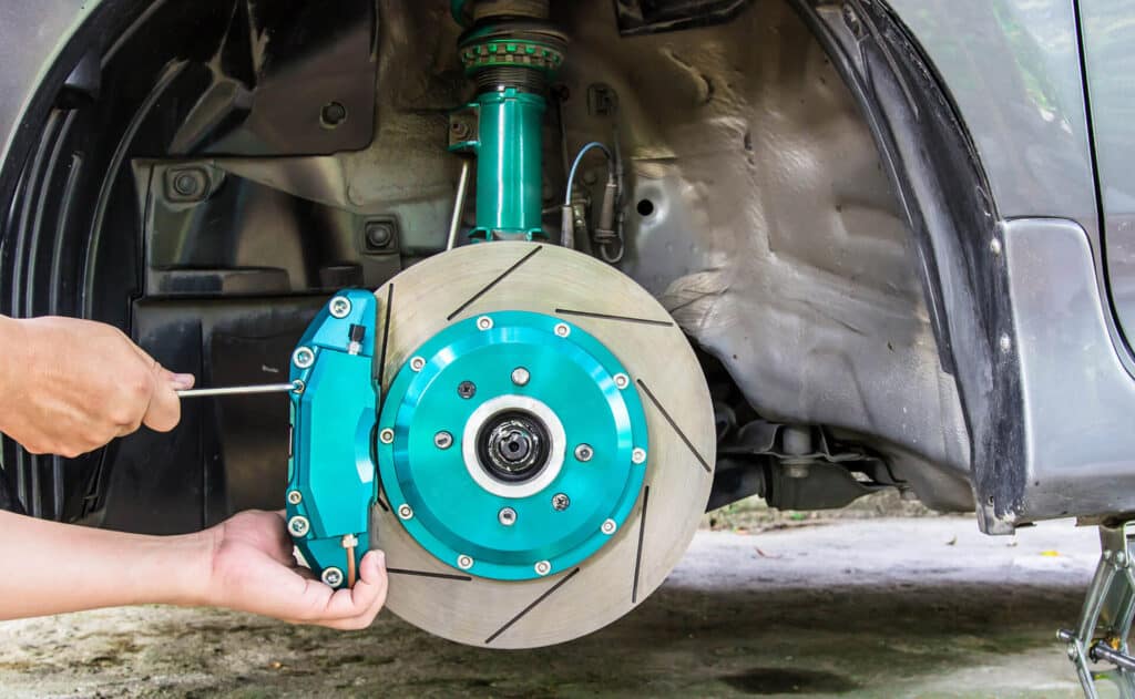 When to Call a Mobile Mechanic for Your Brake Calipers