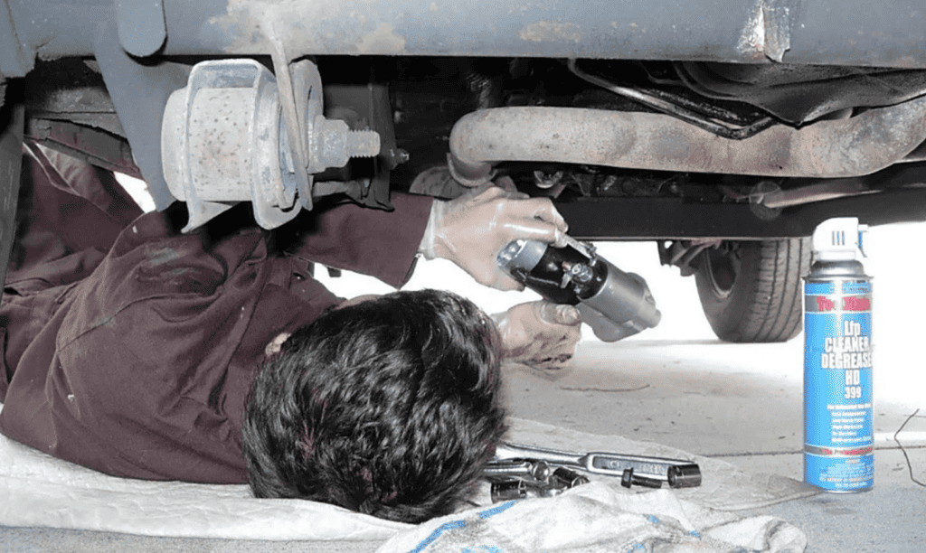 Can a Mobile Mechanic Replace a Starter Motor? Mobile Mechanic vs Repair  Shop - Uchanics: Auto Repair