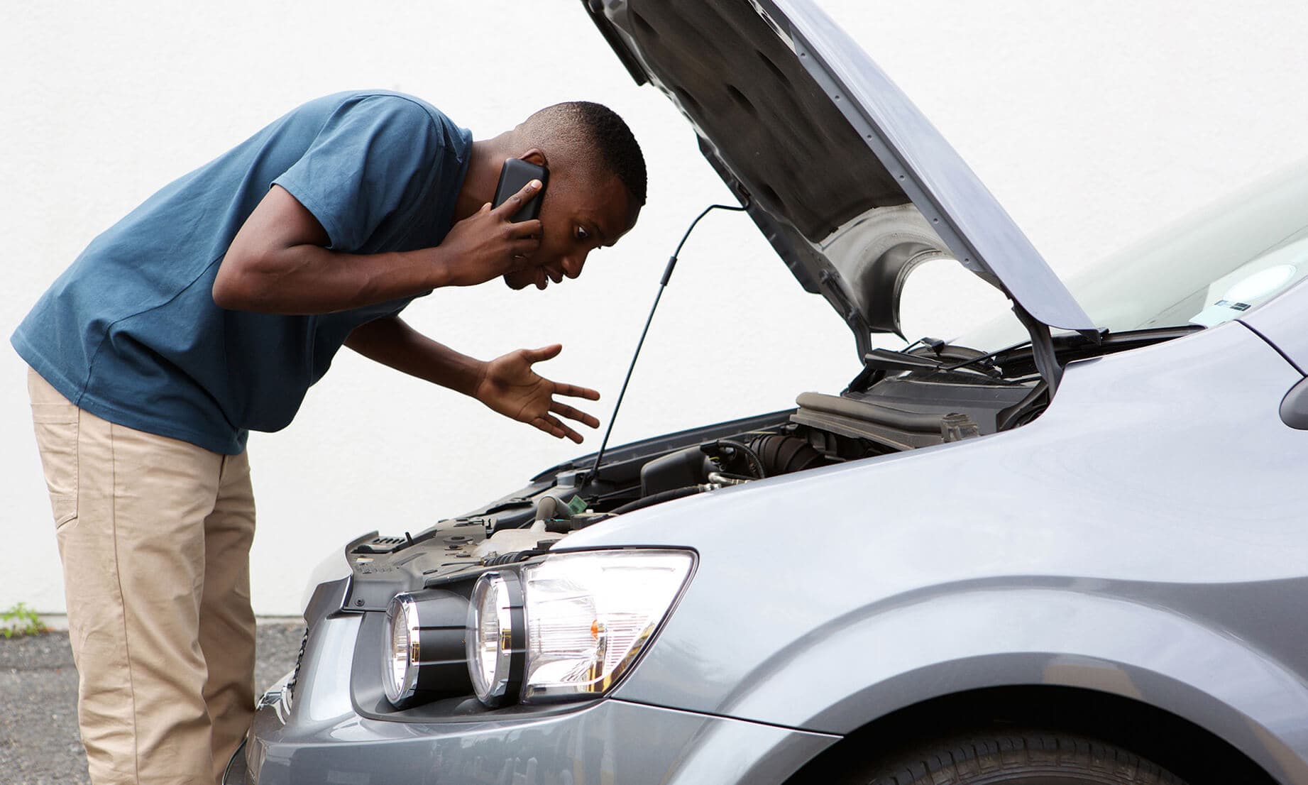 DIY vs. Professional Help: When to Call a Mobile Mechanic for Your Battery