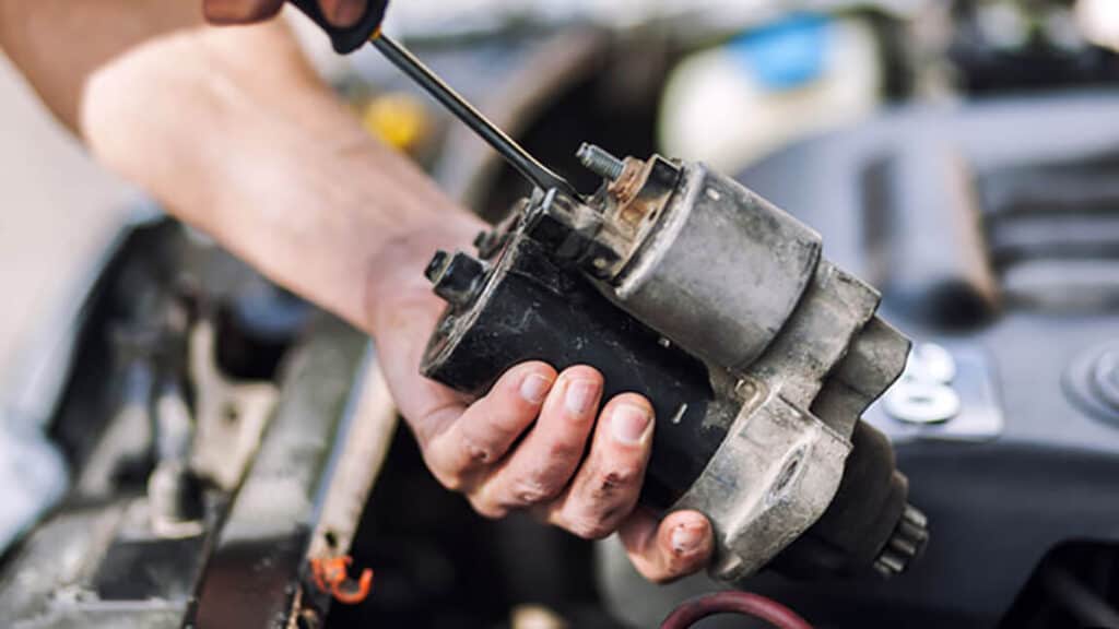 DIY vs. Professional Help: When to Call a Mobile Mechanic for Your Starter Motor