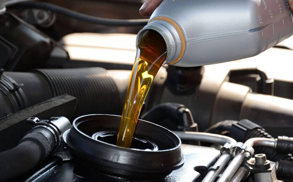 Low Engine Oil Warning Light Replacement Cost and Guide