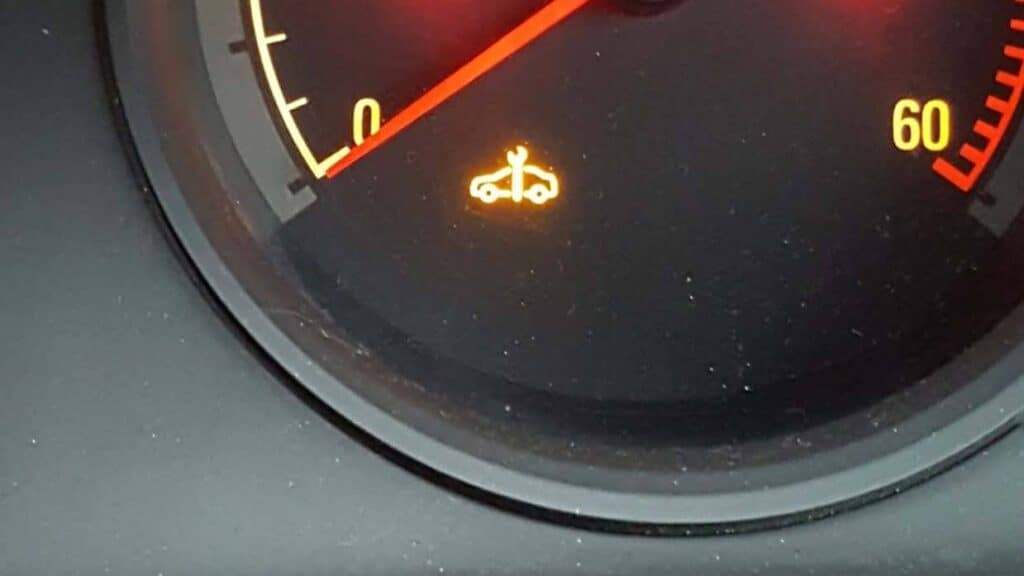 Service Vehicle Soon Warning Light Service and Guide: What is it and what to do?