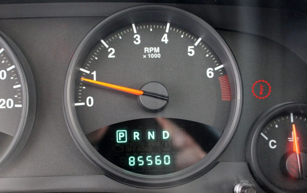 Transmission Temperature Warning Light Service and Guide: What is it and what to do?