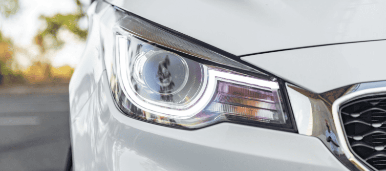 Daytime Running Lights On Service and Guide: What is it and what to do?