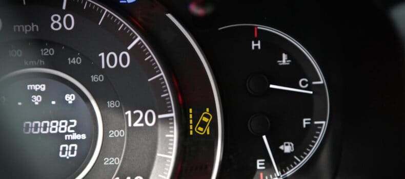 Lane Departure Warning Light Service and Guide: What Is It and What to Do?