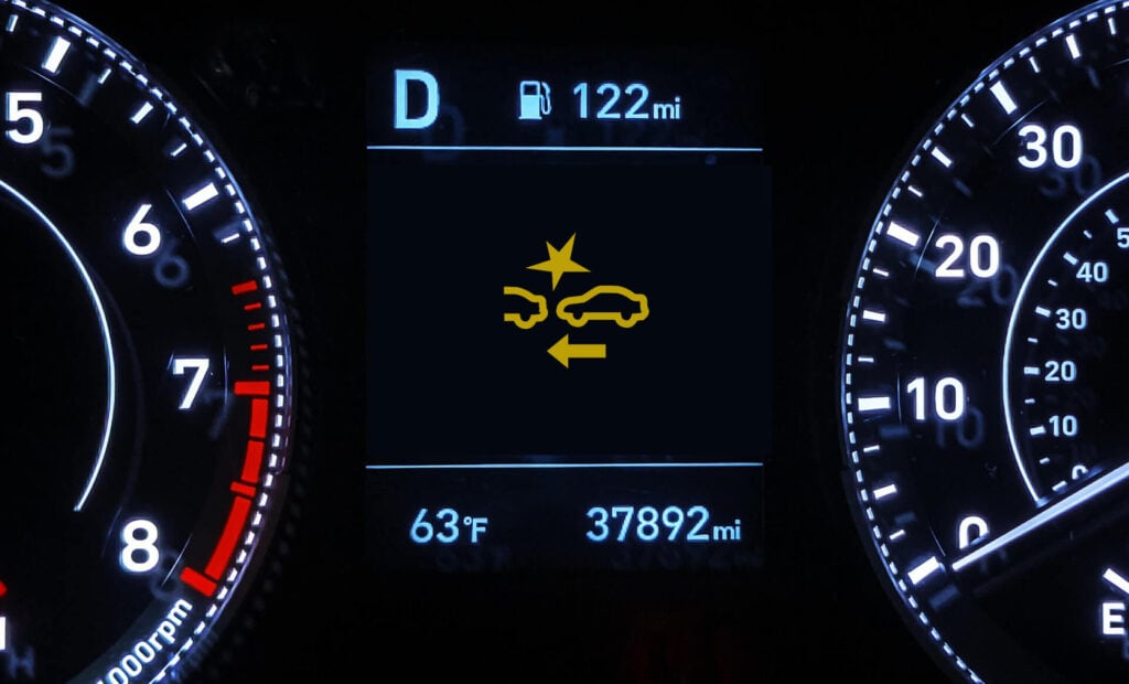 Pre-Collision System Warning Light Service and Guide: What is it and what to do?