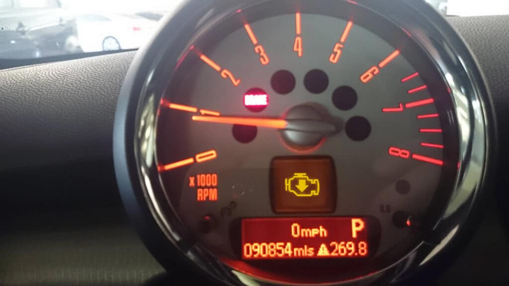 Reduced Engine Power Warning Light Service and Guide: What is it and what to do?