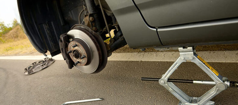 Tackling the Unexpected: What to Do When Your Shock Absorber and Struts Fail on the Road
