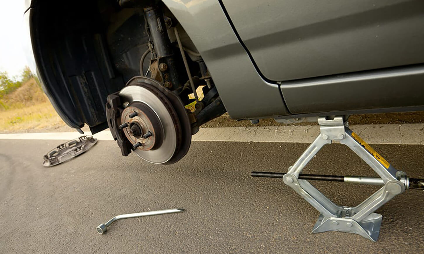 Tackling the Unexpected: What to Do When Your Shock Absorber and Struts Fail on the Road