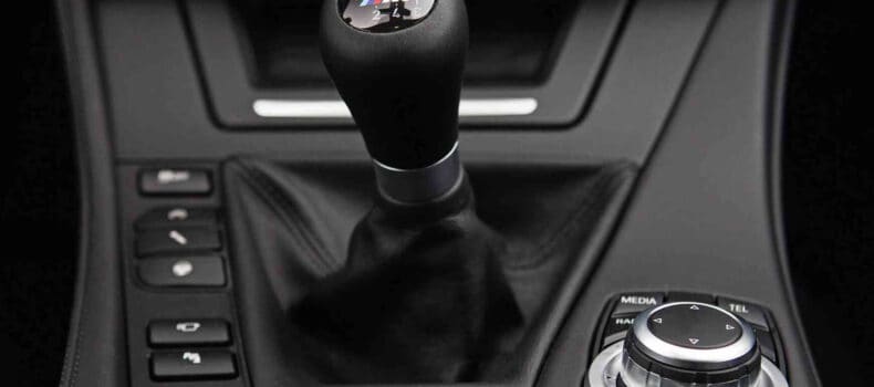 Transmission Warning Light Service and Guide: What is it and what to do?